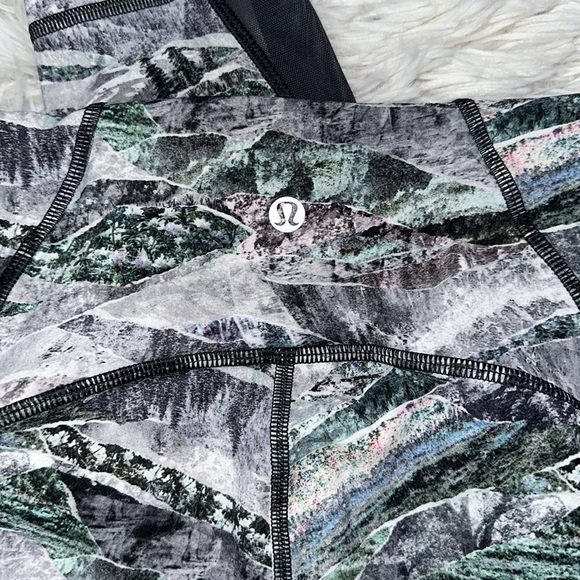Lululemon Train Times Pant 25" Springscape Multi / Obsidian - Picture 6 of 6